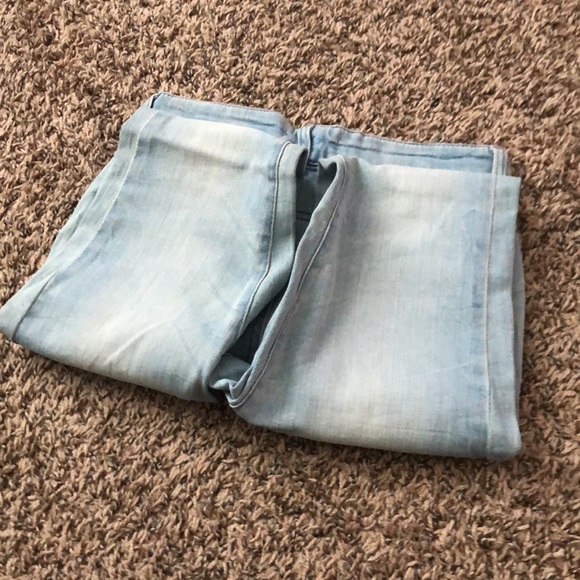 Forever 21 Light Blue Jeans - Picture 10 of 11